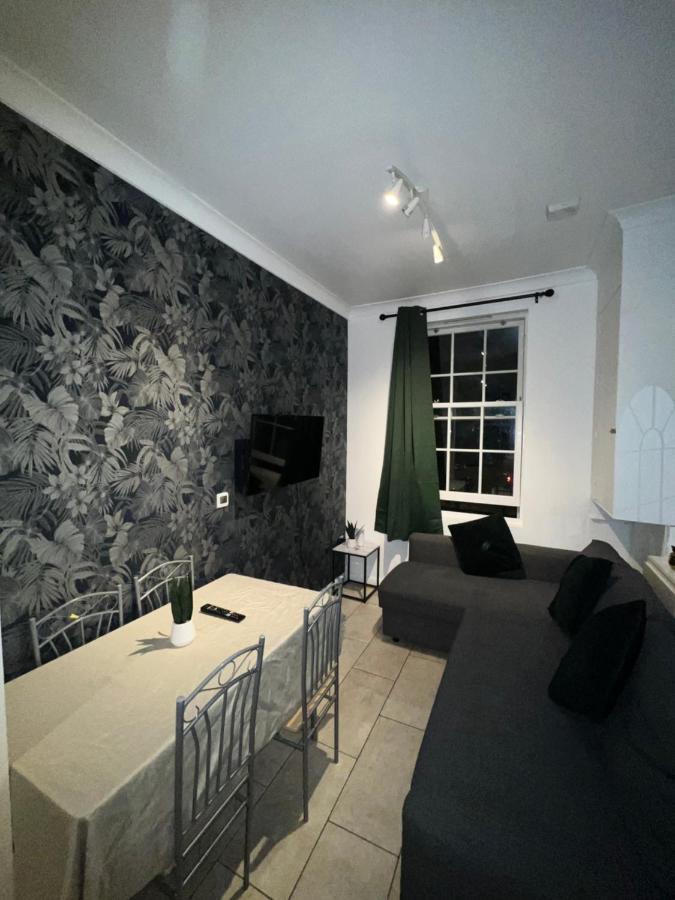 "Bright & Spacious" 3 Bedroom Flat By Kings Cross, St Pancras Station!!!!64 London Exterior photo