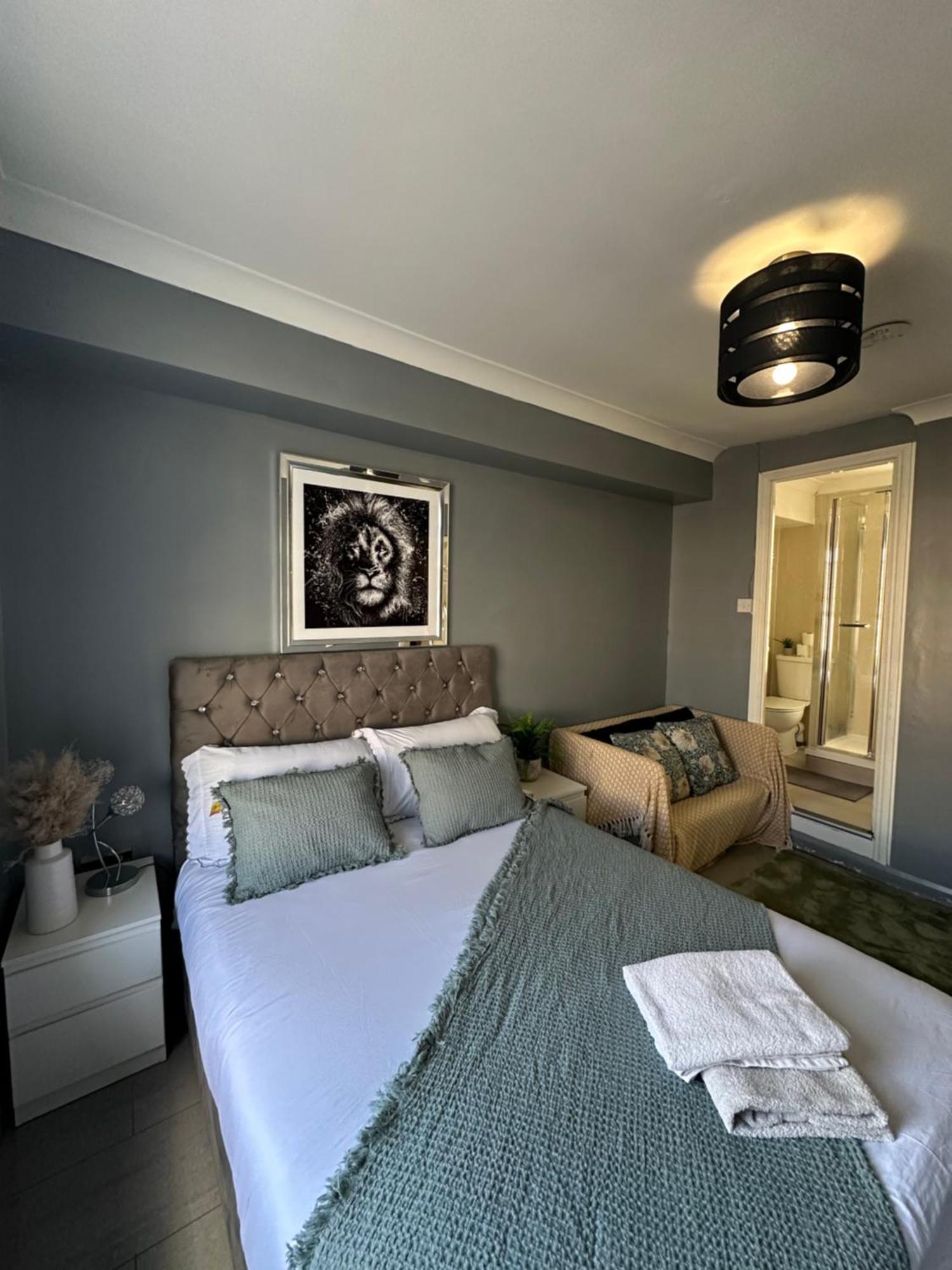 "Bright & Spacious" 3 Bedroom Flat By Kings Cross, St Pancras Station!!!!64 London Exterior photo
